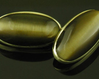 Elegant Tiger Eye Cufflinks created by George O. Street in 14kt Gold circa 1925