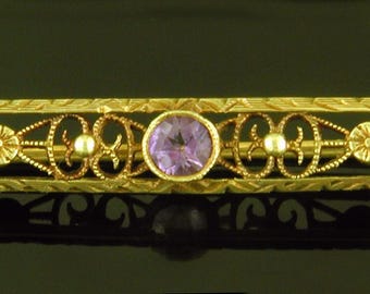 Amethyst and Flowers Brooch created in 14kt Gold circa 1920