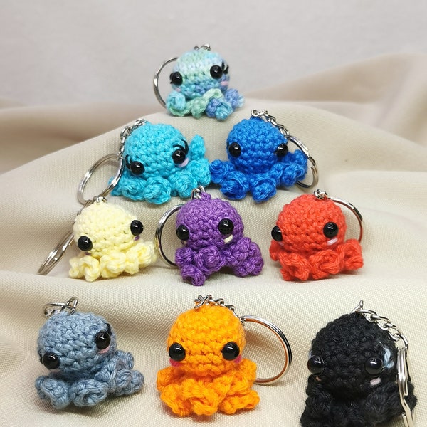 Porte clef pieuvre, amigurumi kawaii fait main au crochet