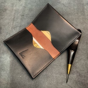 Minimalistischer Kartenhalter - 2 Taschen - Italienisches Vollkorn Vegtan Walpier Buttero Leder - Handgestickt - Made in France
