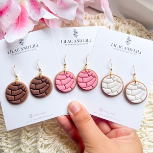 Mexican Earrings| Cinco De Mayo Earrings| Concha Earrings| Pan Dulce Earrings| Concha Bread Studs| Pan Dulce Studs| Handmade Earrings