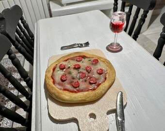 Dollhouse pizza and board | Mini food for scale 1:12 | pepperoni or ham and pineapple | made with polymer clay