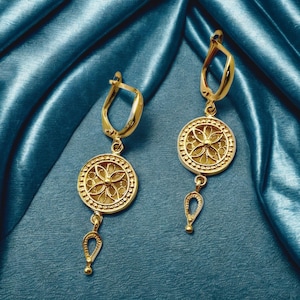 Israeli Filigree Earrings in 14k Gold, Dangle and Drop earrings, Designer Danglers, Authentic Yemenite Filigree Artistry, Handmade in Israel