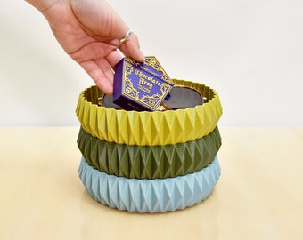 Mix and Match (Set of 3) Argyle Stackable Catch-All Trays
