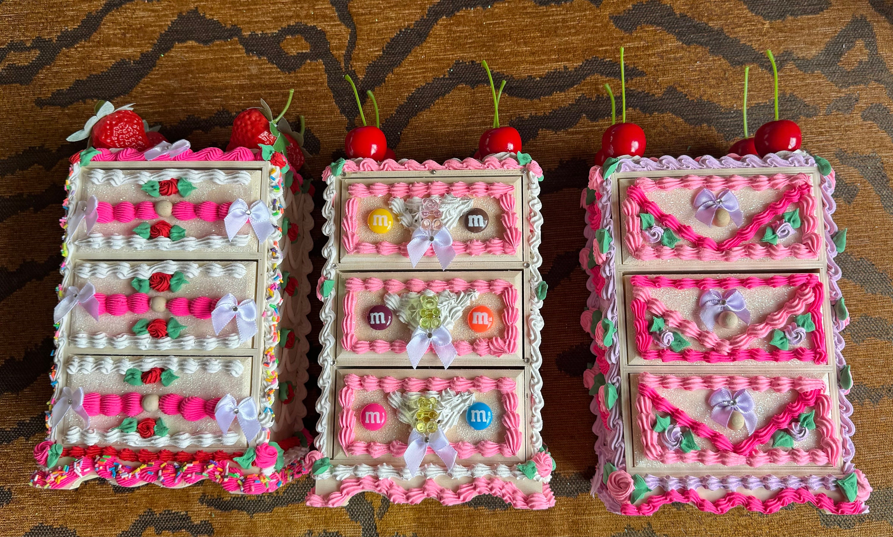 FunCakes Cake Board Quadratisch – Kuchenplatte Pink, 30,5 Cm, Mehrfach Verwendbar