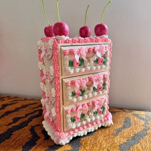 Fake Cake Dresser Box ~  Pastel Pink &  White ~ with Glitter, Roses and Cherries
