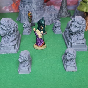 Lion Statues | 28mm (D&D) | Terrain Sculpture  | Tabletop RPG