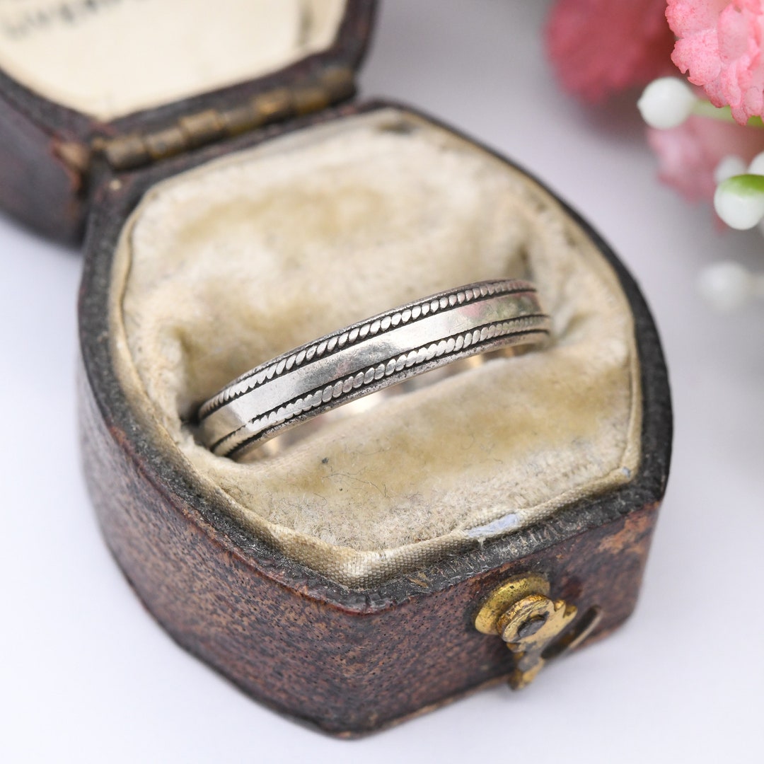 Vintage Sterling Silver Band Ring - Rope Twist Design