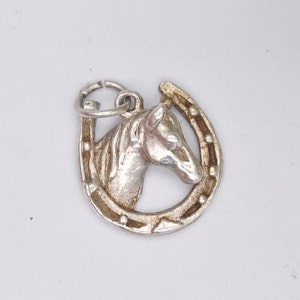 Vintage Sterling Silver Horse in Horseshoe Charm / Pendant - Horse Shoe / Lucky / Horses / Animal / Charm Bracelet