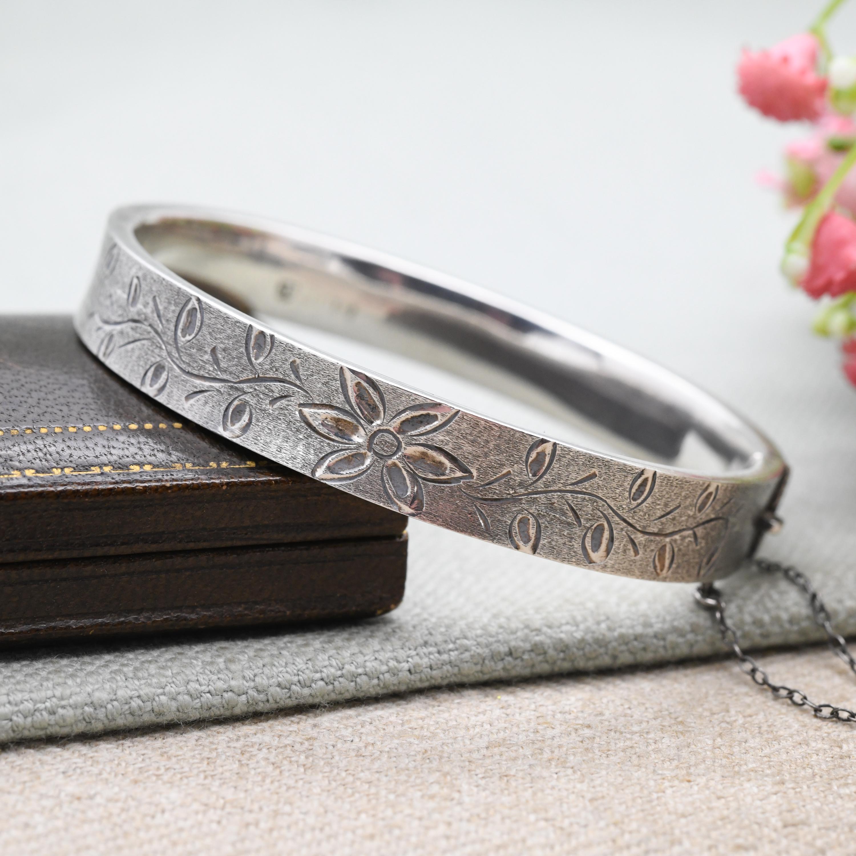 70‘s vintage bruitalist silver bangle Vintage Sterling Silver Floral Engraved Bangle Bracelet 1970