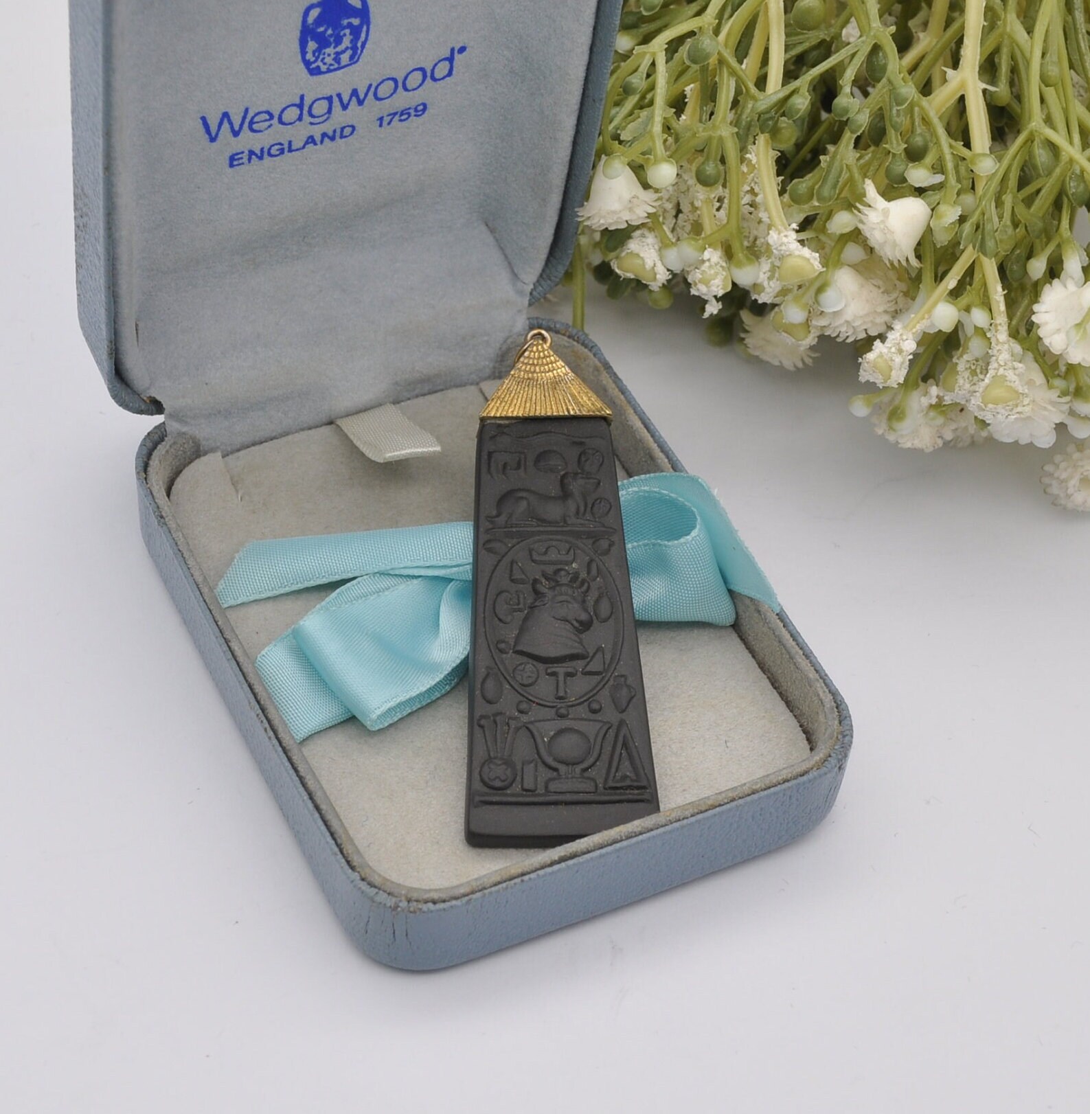 Wedgwood egyptian pendant - Etsy 日本