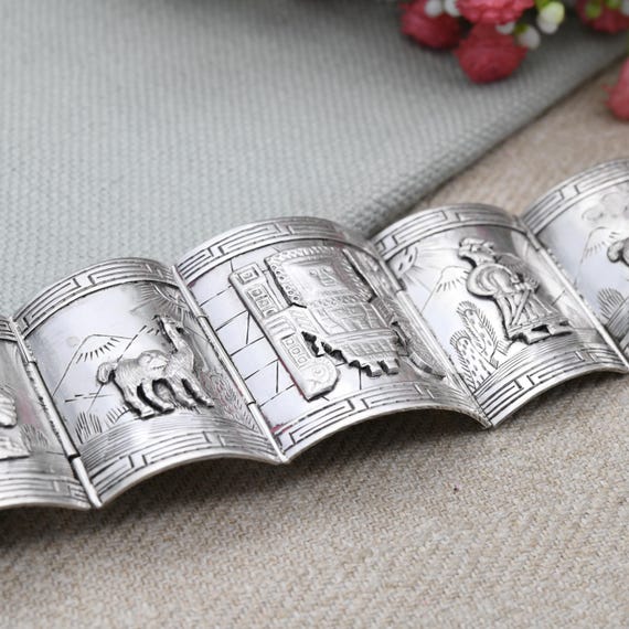 Vintage Peruvian Sterling Silver Bracelet Engraved Relief Panels
