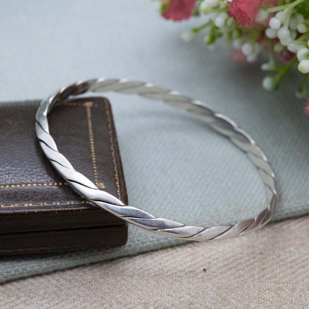 Vintage Tiffany Sterling Silver Twist Bangle 1998 T&co - Minimal