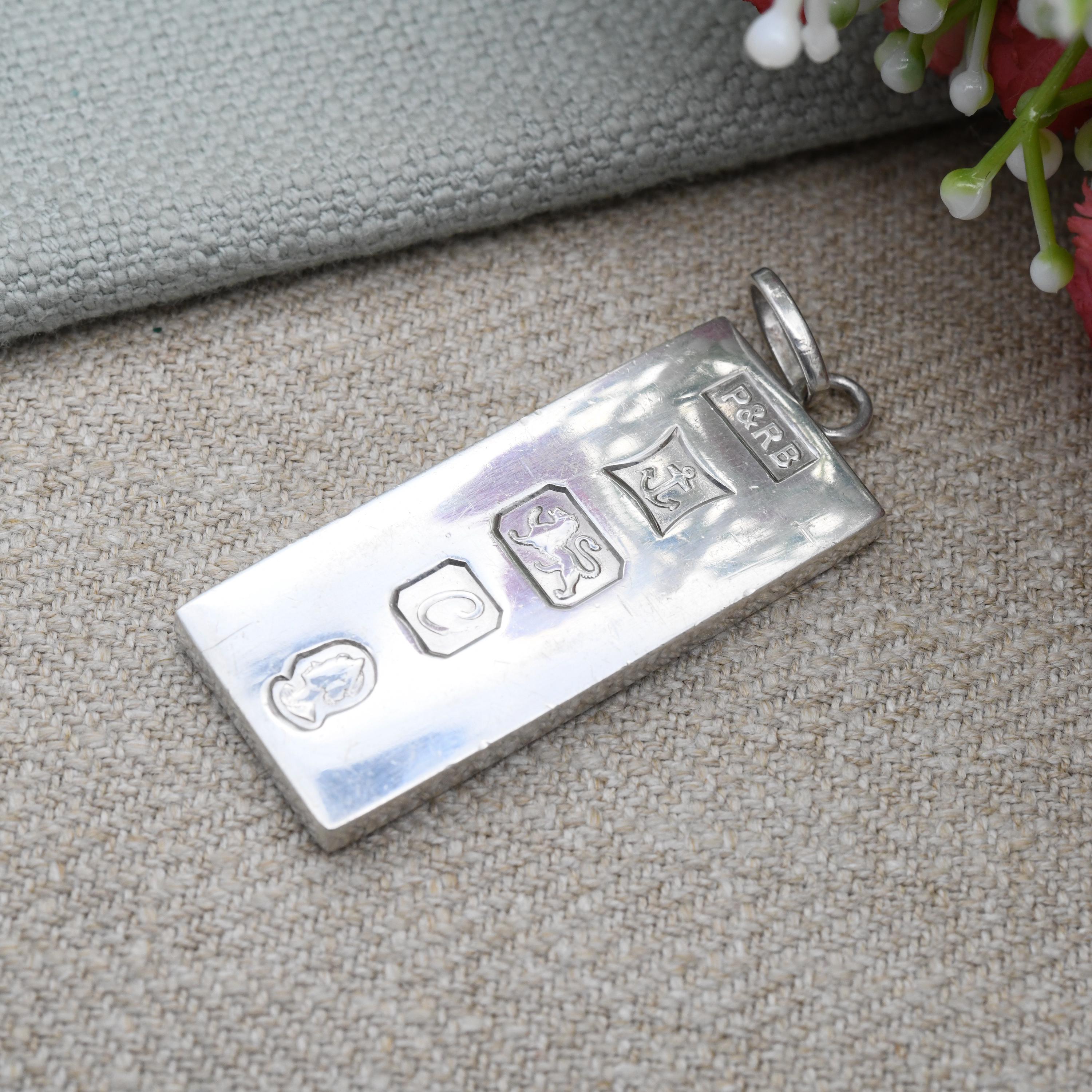 英国製 Silver Ingot Necklace / 1977 Vintage Vintage Sterling Silver Ingot Pendant 1977 With Queen
