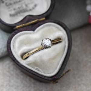 Vintage 18ct Gold Diamond Solitaire Ring Illusion Setting - Delicate Placeholder Engagement White Front | UK Size - P | US Size - 7 3/4