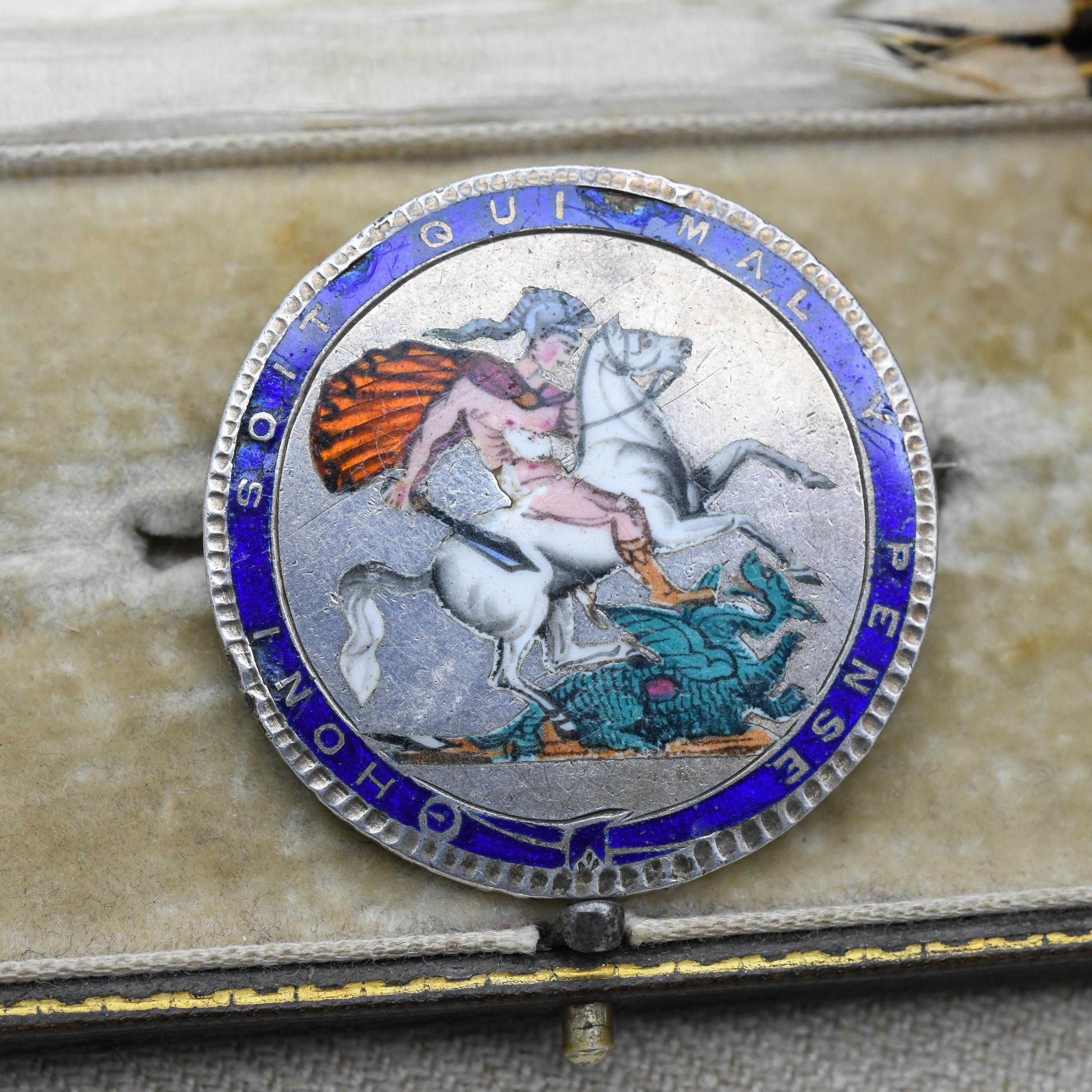 Très Jolie Broche Ancienne En Or 15 Carats Avec émail Coloré - Honi Soit Qui Mal Y Pense - 6,65g