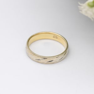 Milor Italy Sterling Silver Engraved Band Ring - Gold Plated  Minimalist | Diamond Cut Pattern | UK Size - N 1/2 | US Size - 6 3/4