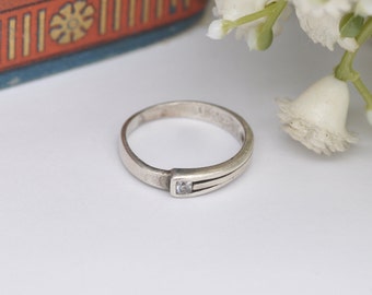 Vintage Scandi Sterling Silver Clear Stone Ring - UK Size G / US Size 3 1/2