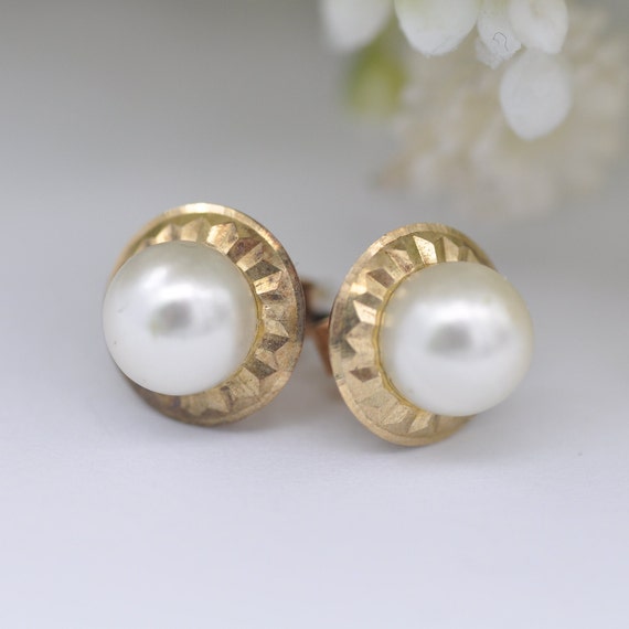 Vintage 9ct Gold Faux Pearl Stud Earrings - Diamo… - image 2