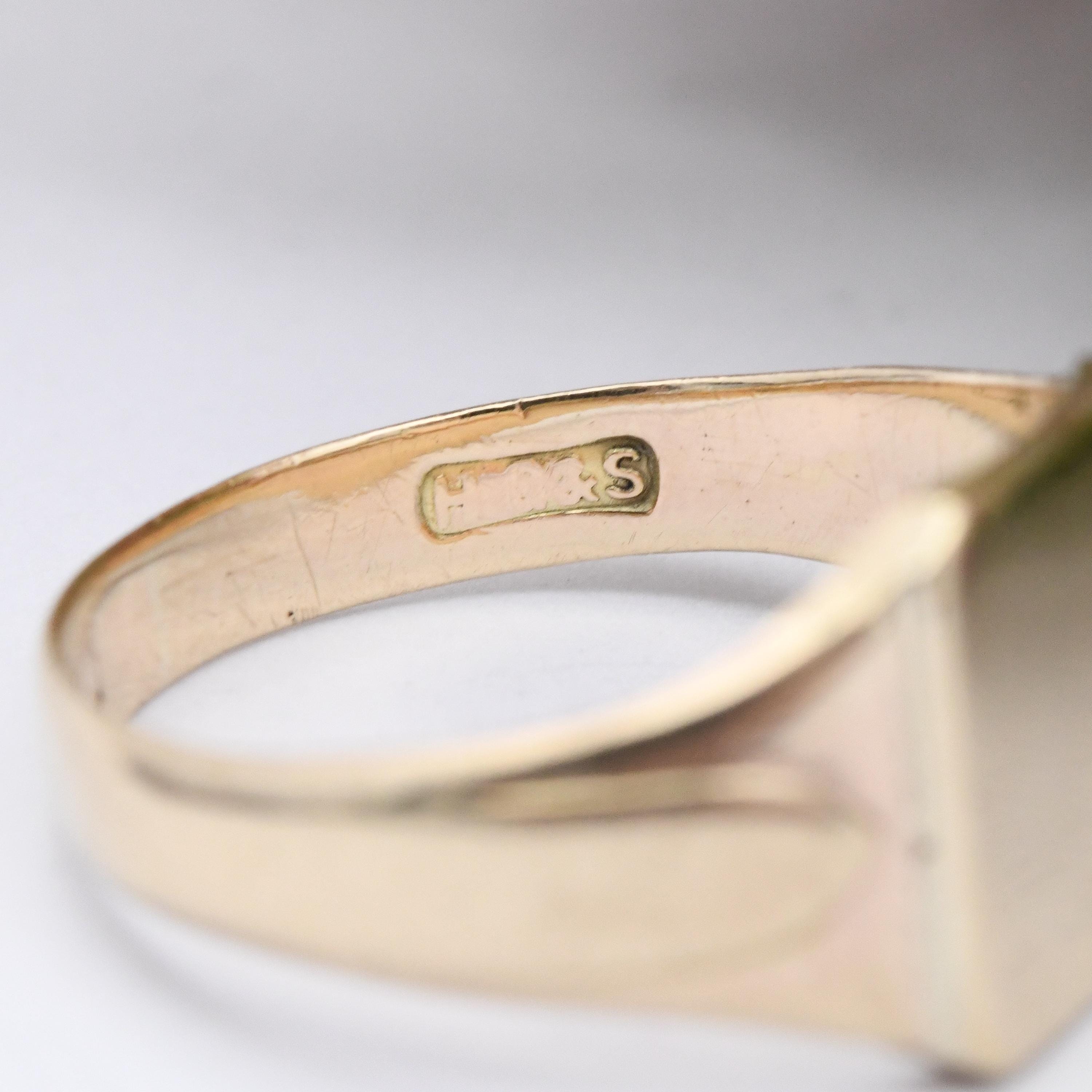 Vintage 9ct Gold Signet Ring 1970s Henry Griffith - Unisex