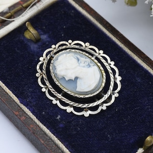 Spilla cammeo vintage in argento sterling con cammeo finto blu in plastica - Ritratto di profilo di donna