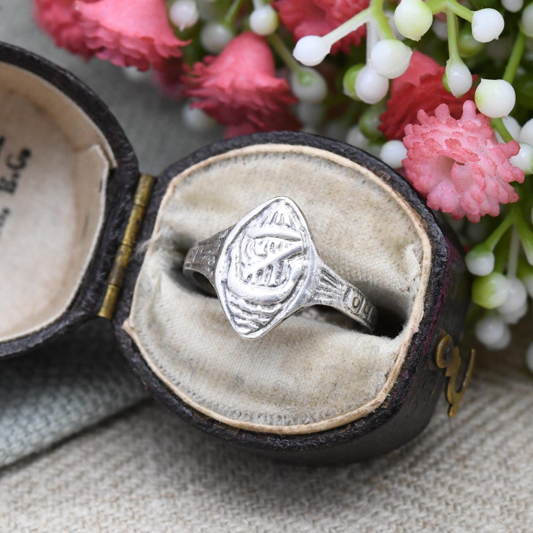 Bague Vintage KELT En Métal Argenté - Style Breton/celte, Taille 47, Unisexe, Occasion En Bel état