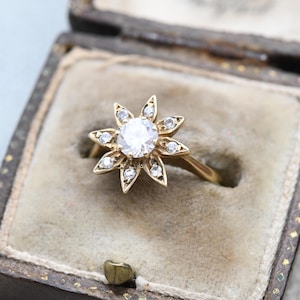 Vintage 9ct Gold Cluster Ring 1984 with Clear Stones - Mid-Century Delicate Cocktail Elven Style Star Ring | UK Size - L 1/2 | US Size - 6