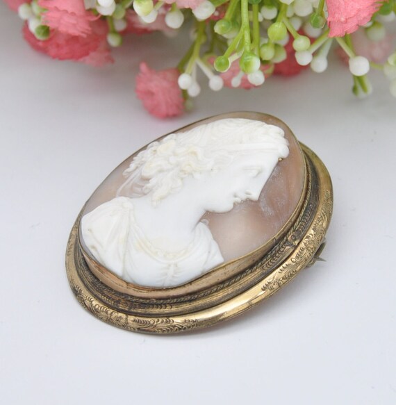 Antique Victorian Rolled Gold Cameo Brooch Pendan… - image 7