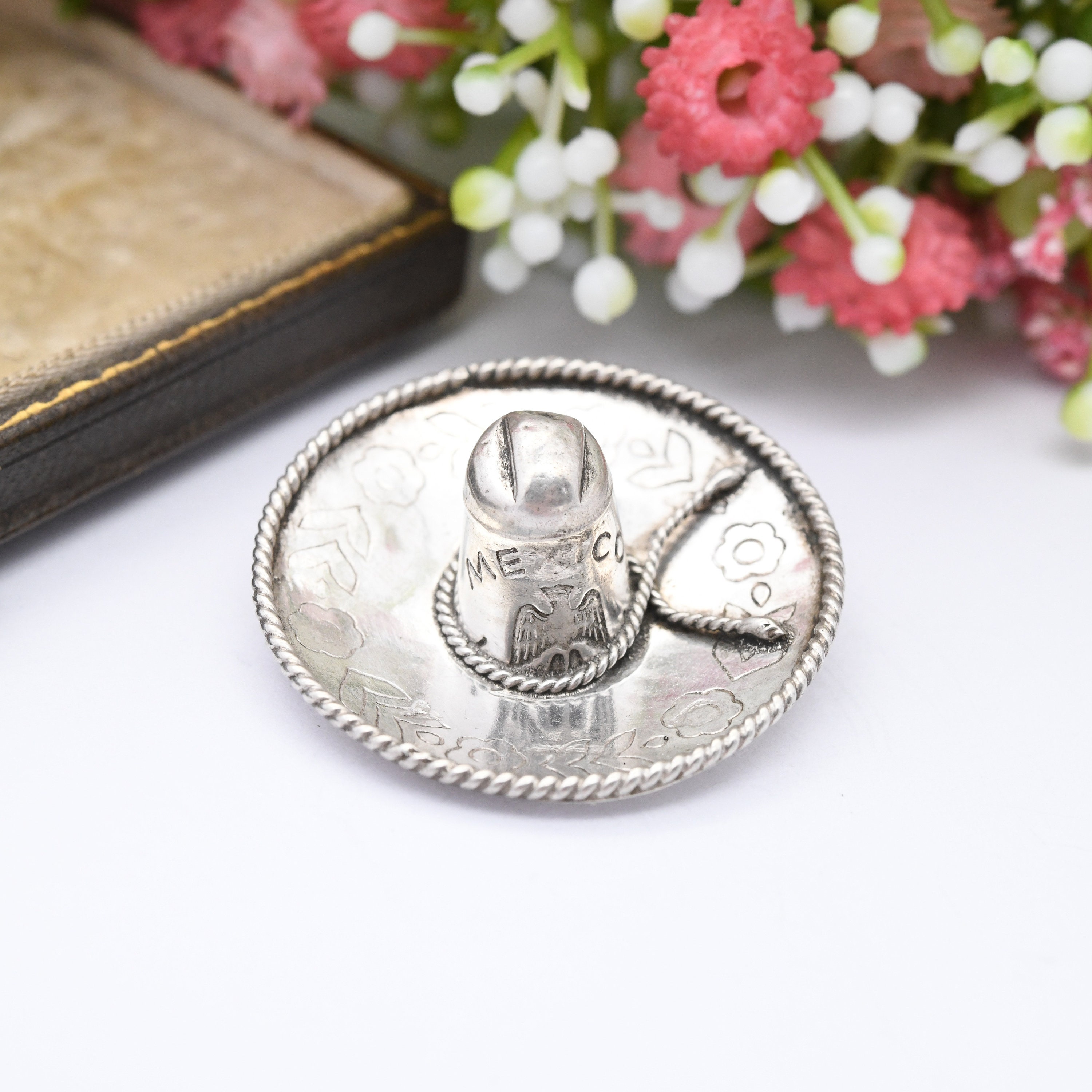 シルバー925 メキシコ　花模様 帽子 Mexico ソンブレロ ブローチ STERLING SILVER925 帽子