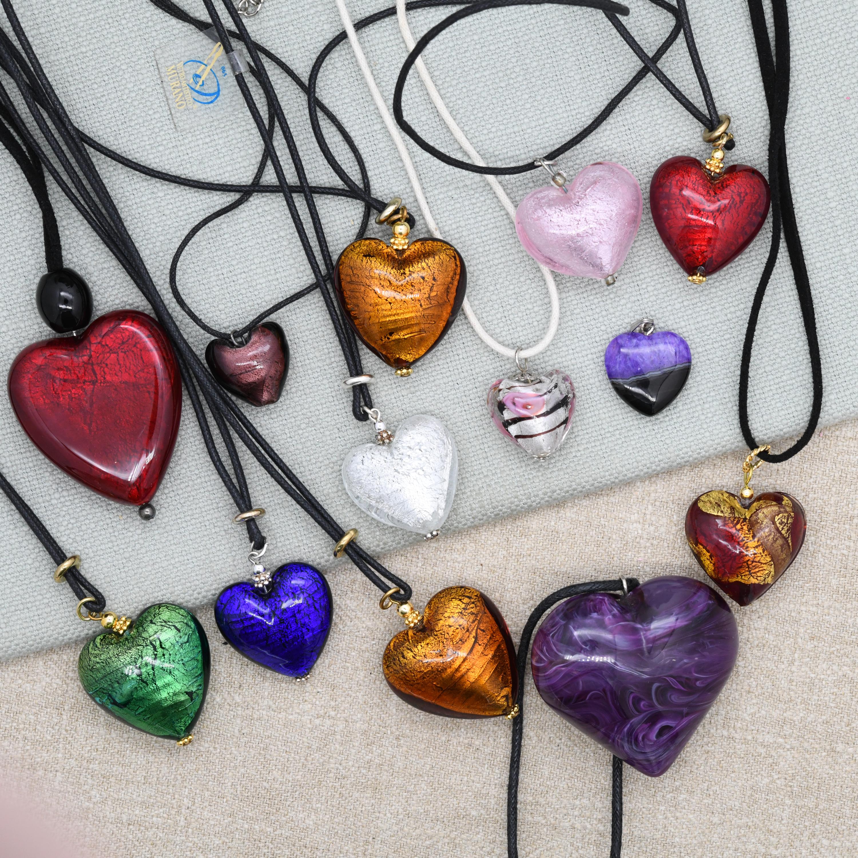 Coller avec pendentf coeur en murano