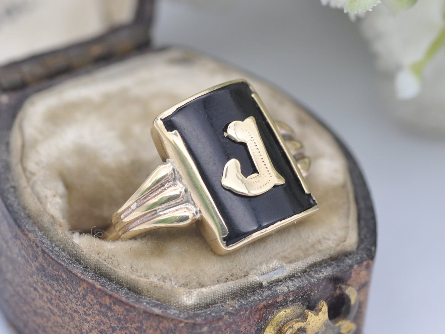 9ct Gold Onyx Letter J Signet Ring Vintage 375 Initial
