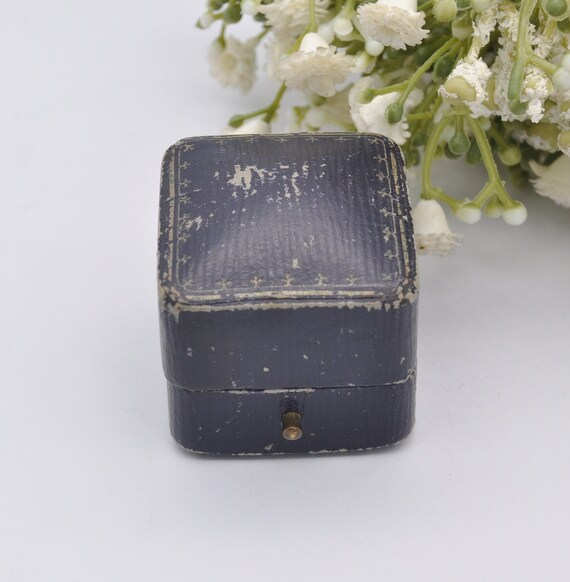 Vintage Blue Leather Ring Box - E Nidd & Son Grim… - image 5