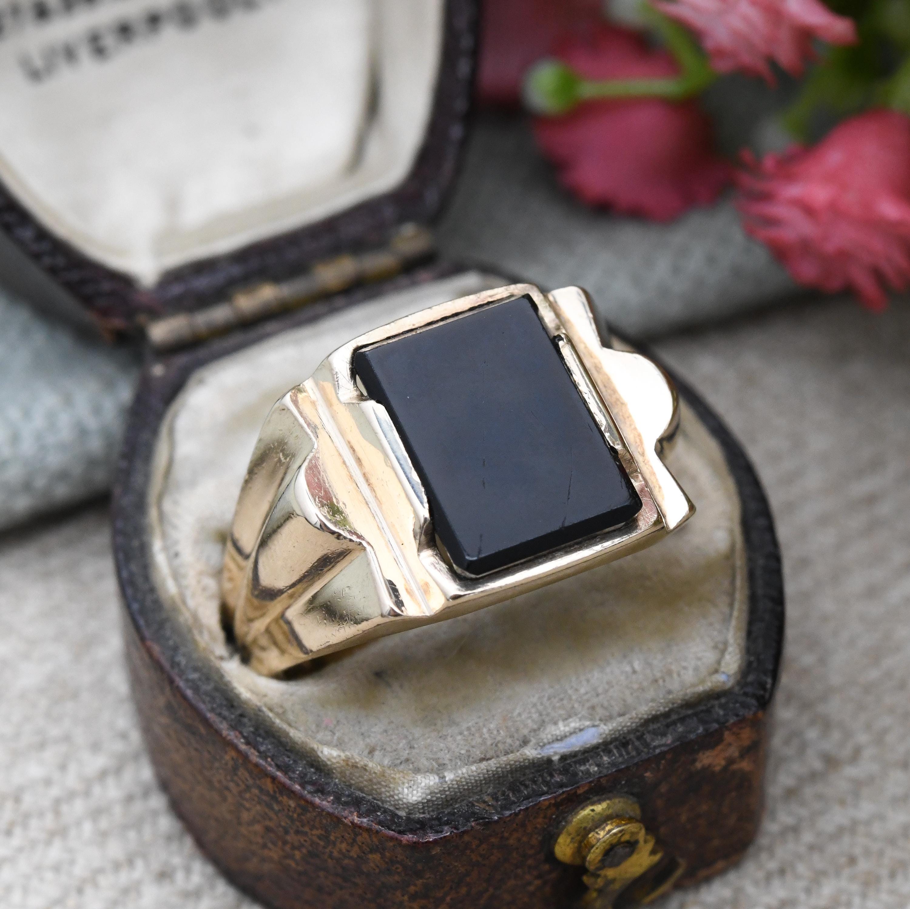 Vintage 9ct Gold Onyx Signet Ring 1964 LW&G - Solid Gold Jewellery