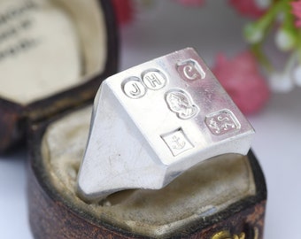 Vintage Sterling Silver Hallmark Ingot Ring 1977 - James Harrison Elizabeth II Jubilee Stamp | Heavy Chunky | UK Size - T | US Size - 9 1/2