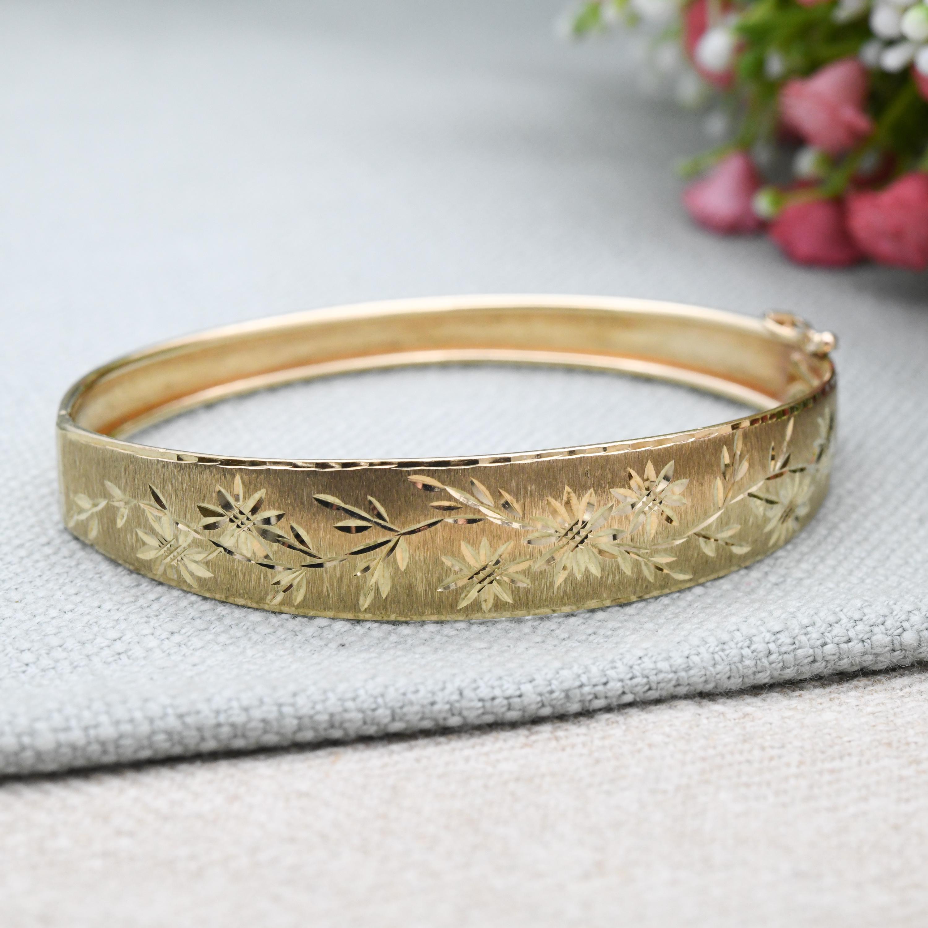 Pre owned solid gold bangles - Etsy 日本 Pre owned solid gold bangles - Etsy 日本