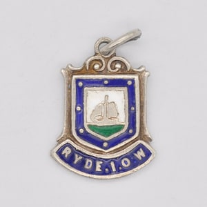 Vintage Sterling Silver Ryde Enamel Souvenir Shield Charm / Pendant - Isle of Wight / England / Tourist / 925 / Charm Bracelet / Scrap Book