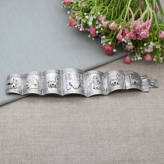Vintage Peruvian Sterling Silver Bracelet Engraved Relief Panels