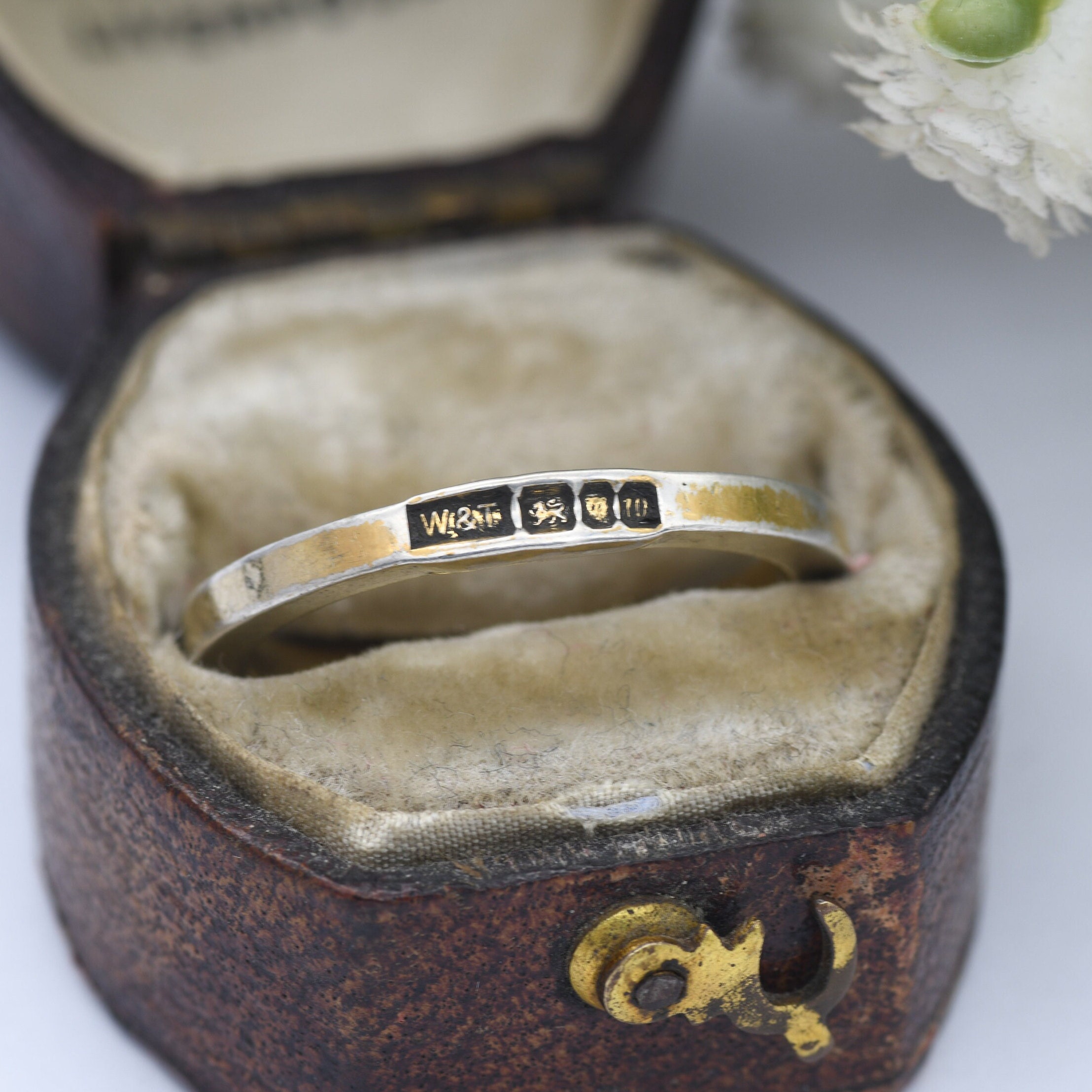 Vintage Sterling Silver Hallmark Band Ring 1996 - W&T