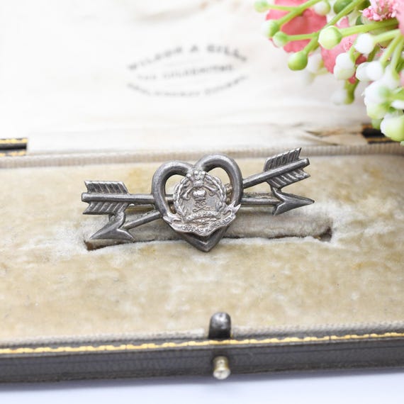 Antique Sterling Silver Middlesex Regiment Sweetheart Brooch