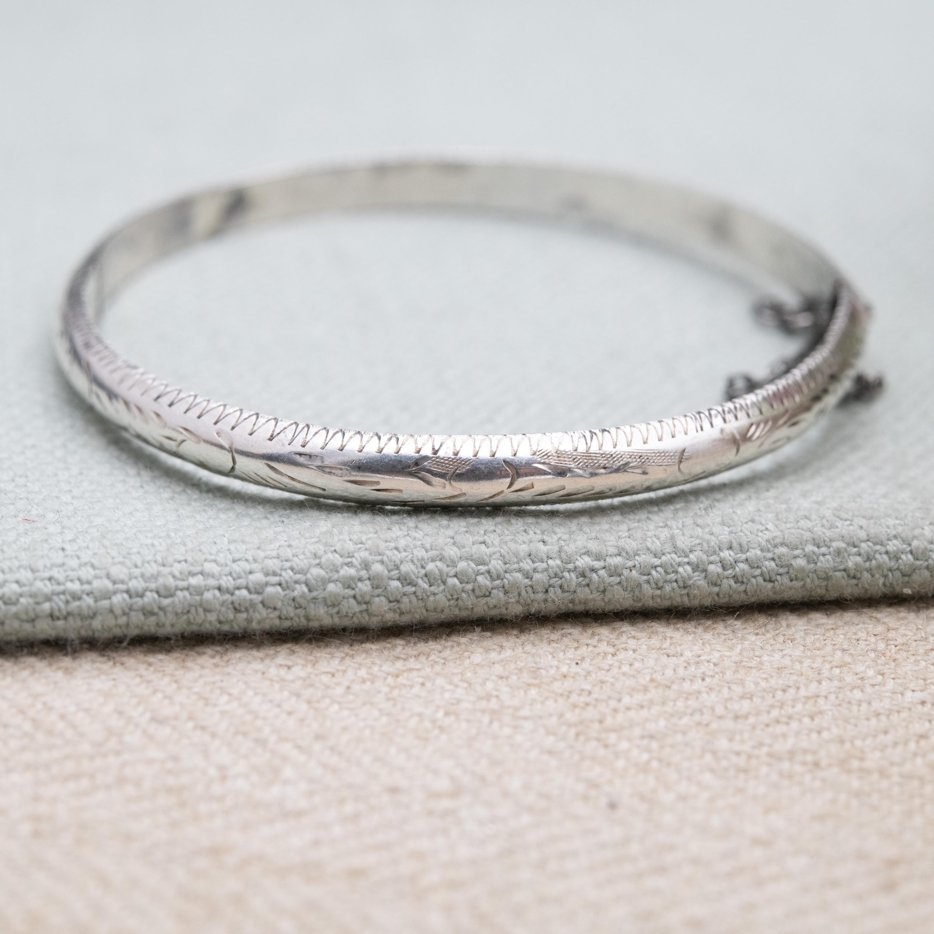 Vintage Sterling Silver Etched Floral Bangle Bracelet - Victorian