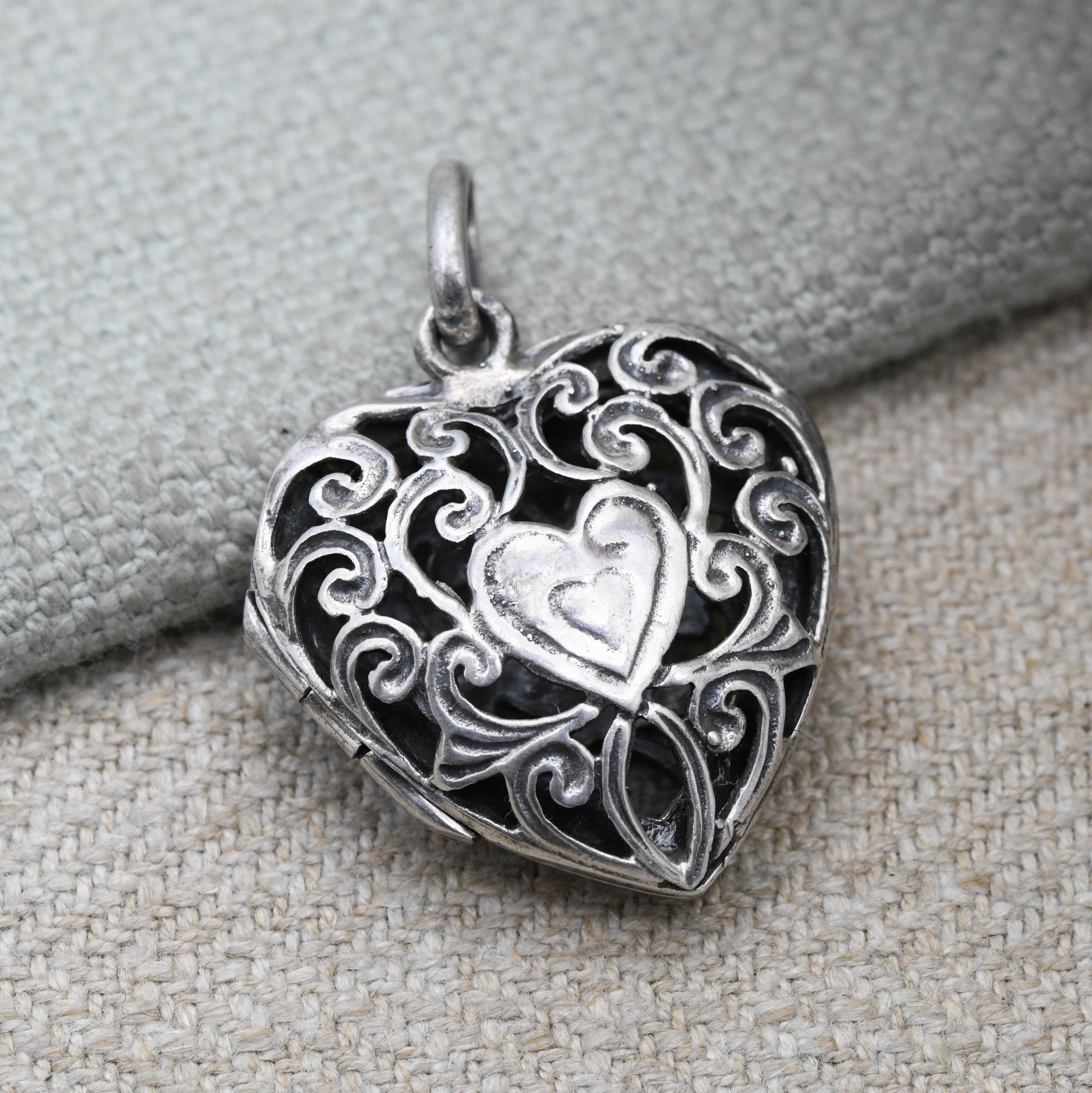 Pendentif Médaillon Cœur Argent Plaqué – Lettre K, 2 Cm, Breloque