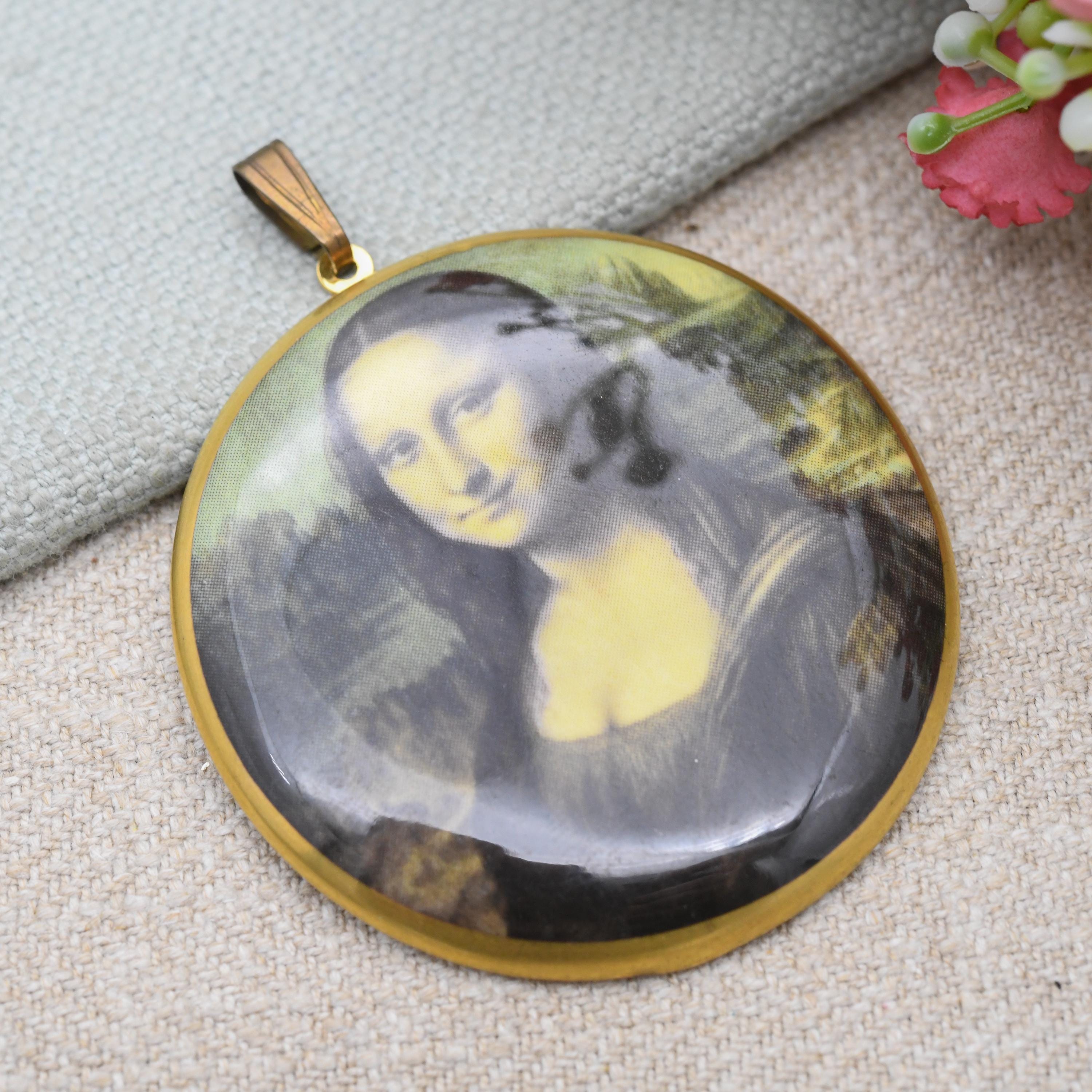 mona様オーダー品 Vintage Mona Lisa Pendant by Crown Staffordshire for Louvre Museum