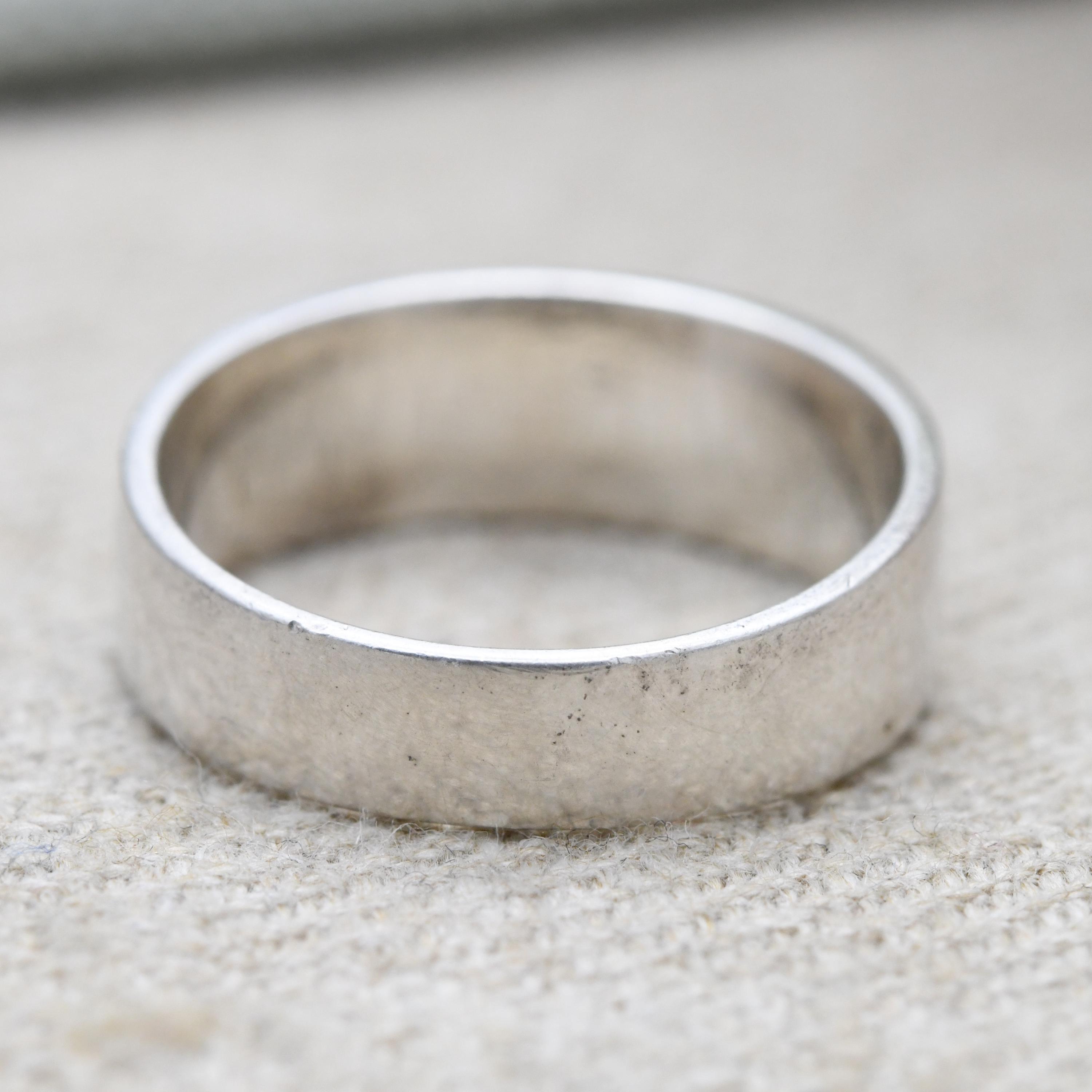 Vintage Sterling Silver Textured Band Ring With Maze Design