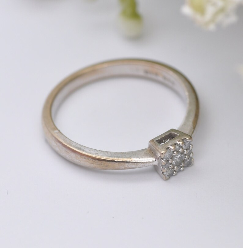 Vintage 9ct White Gold Diamond Engagement Ring 0.15 Carats UK Size O US Size 7 image 3