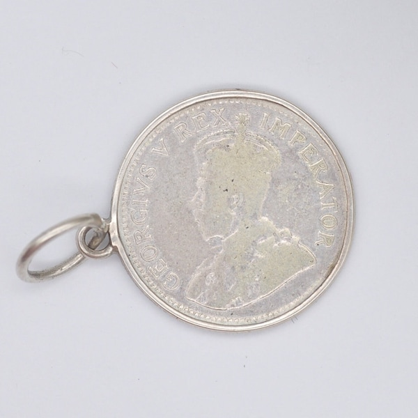 Vintage Silver South Africa George V Three Pence 1933 Coin Charm / Pendant - 3 Pence / King / English / British / Royalty / Charm Bracelet