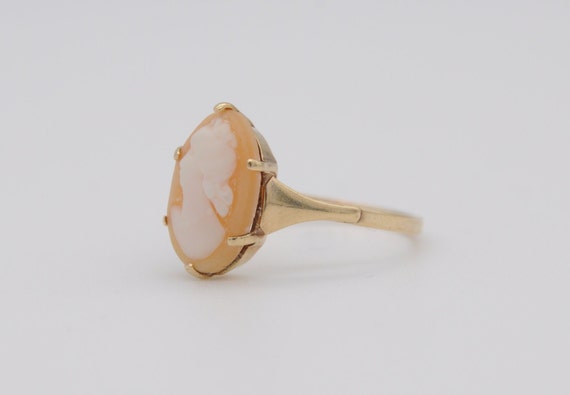 Vintage 9ct Gold Cameo Ring - Statement / Gift / … - image 2