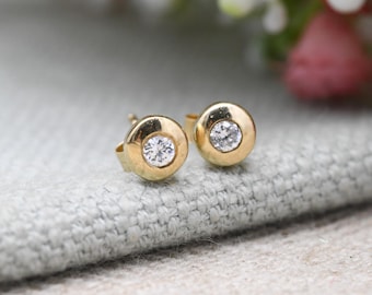 Vintage 9ct Gold CZ Bezel Set Stud Earrings - Sparkly Clear Gemstone | Gold Birthday Gift | Butterfly Back | Everyday Stud Earrings