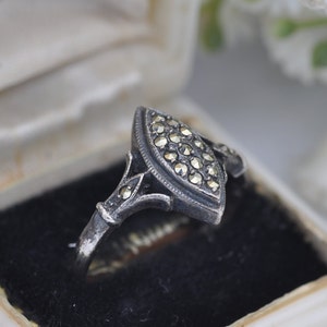 Vintage Sterling Silver Marcasite Ring - Art Deco 1930s | Navette Shape | UK Size - Q | US Size - 8 1/4