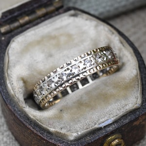 Vintage 9ct Gold Eternity Ring with Clear Stones c. 1950s - Two-Tone Mid-Century Band Stacking Ring Wedding | UK Size - M | US Size - 6 1/4