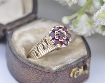 Vintage 9ct Gold Ruby Cluster Ring Mid-Century by Slade & Kempton 1971 - UK Size - N / US Size - 6 1/2